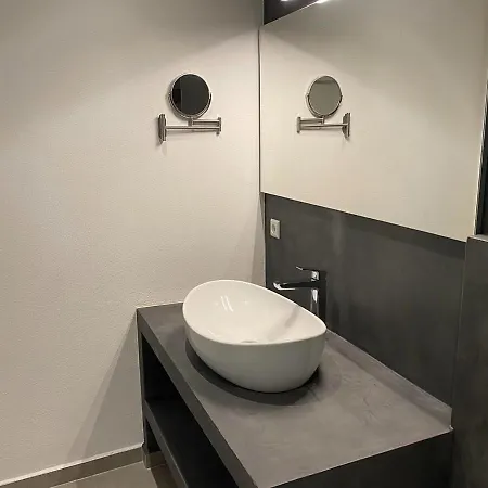בית נופש Admiring Holiday In With Private Bubble Bath פרמנטורה